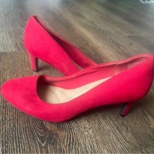 Dexflex Comfort 85 Velvet Red Heels
